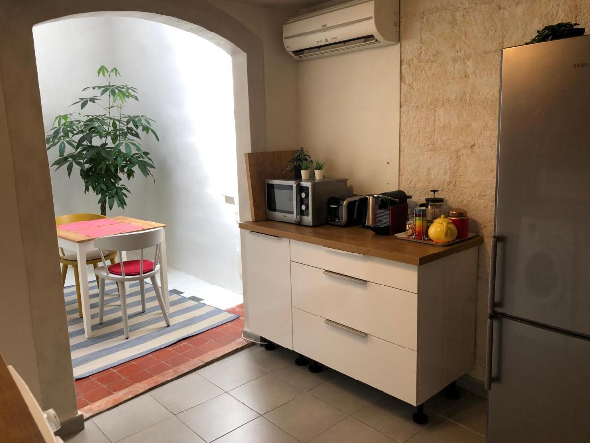 Le Triplex Les Halles Intra Muros Aviñón Exterior foto